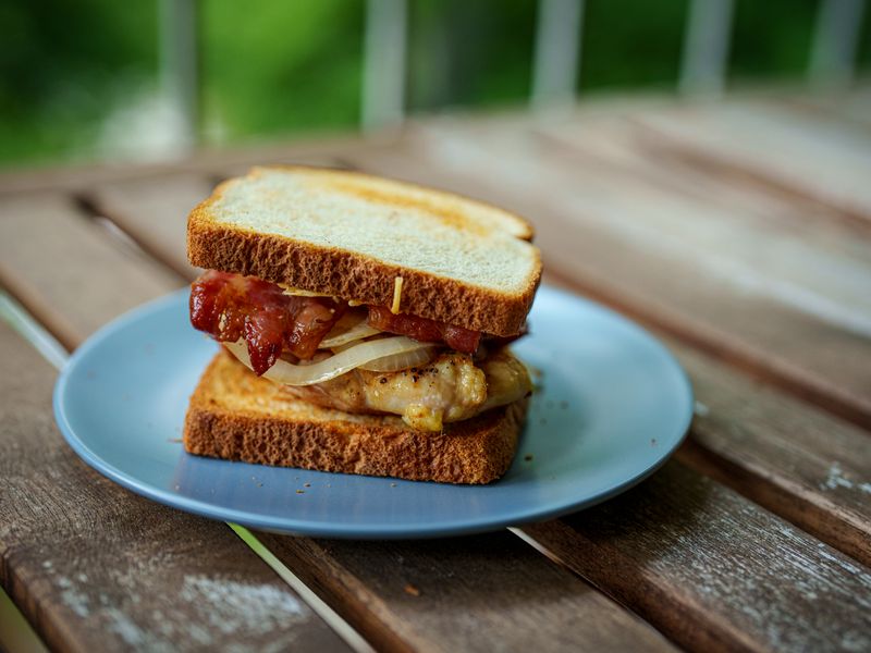 Pulled Chicken Sandwich