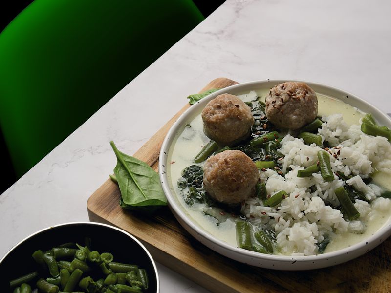 Zoodles with Meatballs