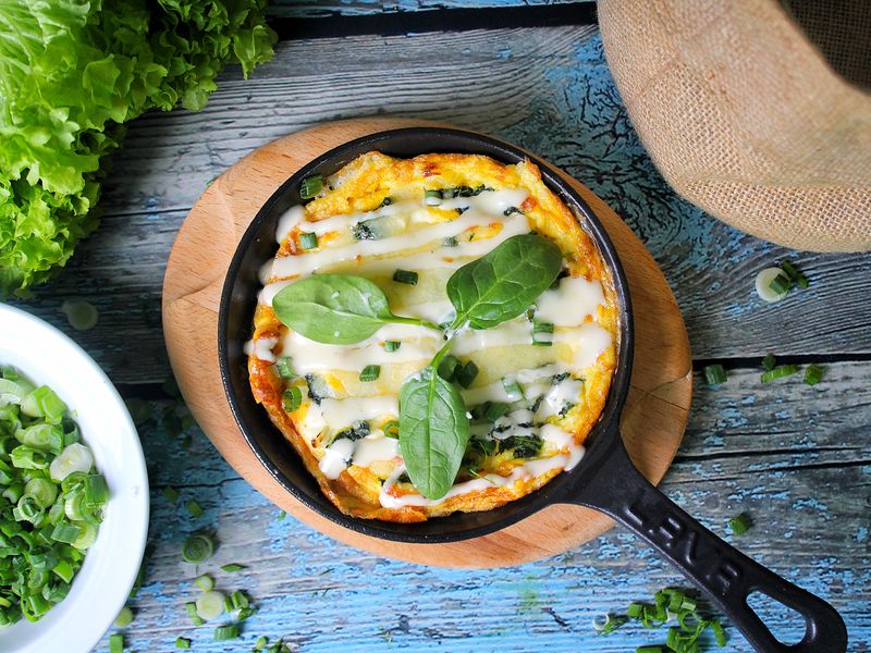 Egg White Omelette with Turkey